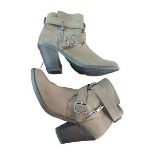 Bongo Bootie Ankle Boots Women Size 8.5 Brown Faux Suede 3 Inch Heels Side Zip
